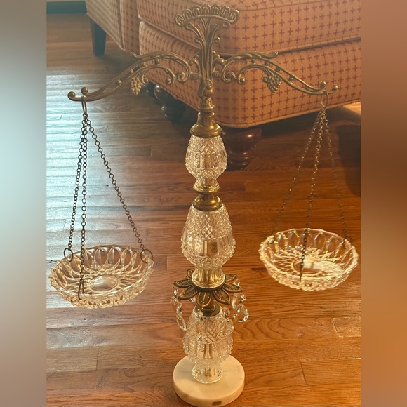 Oderglas Austria “Scales Of Justice”